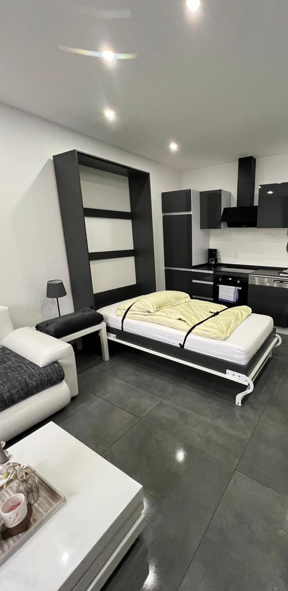 Schoenes 2 Zimmer Apartment An Der Stadt Grenze Mit Klimaanlage Blankenfelde-Mahlow Exteriör bild
